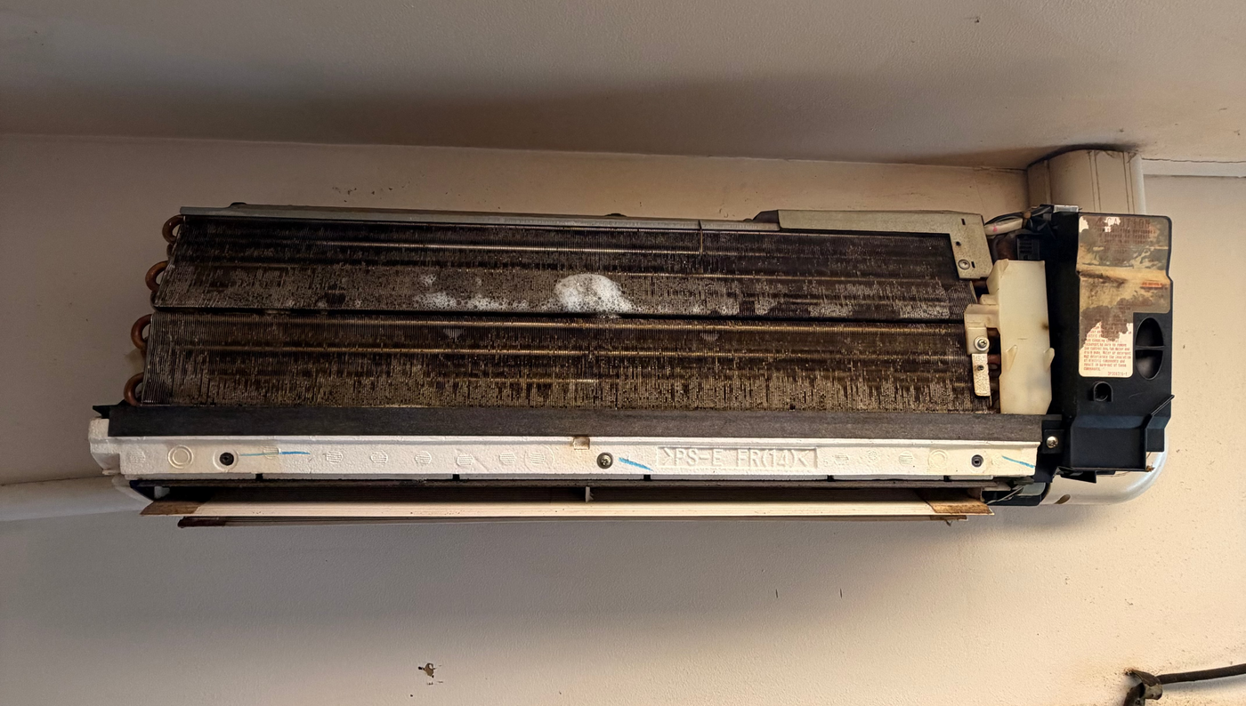 Commercial air conditioning service